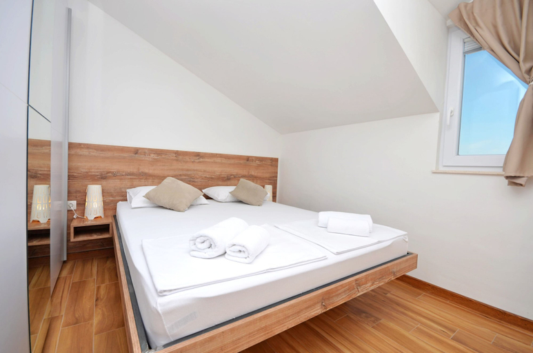 Bedroom 2, Villa Divine, Vodice