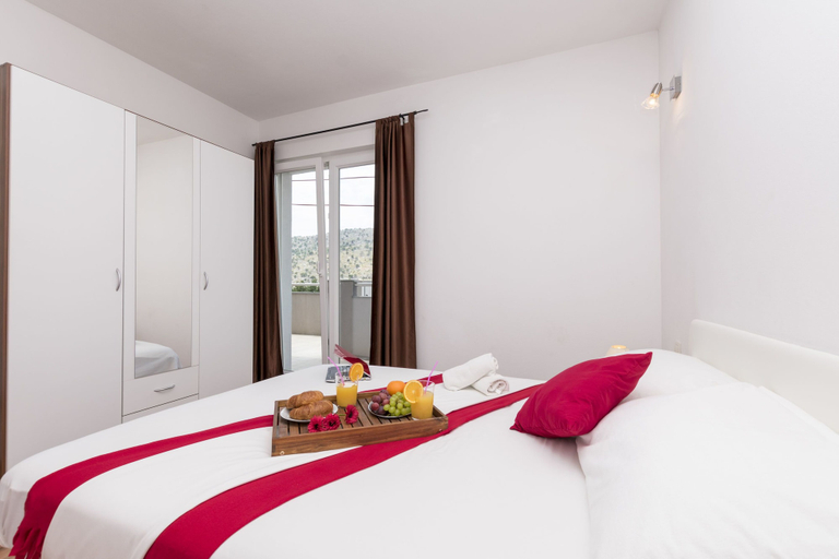 Bedroom 3, House Lisica, Split