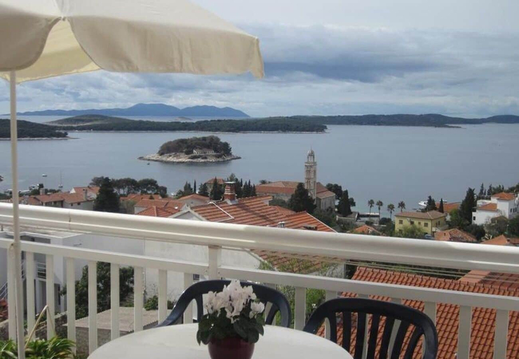 Others 3, Apartments and Room Dar, Hvar