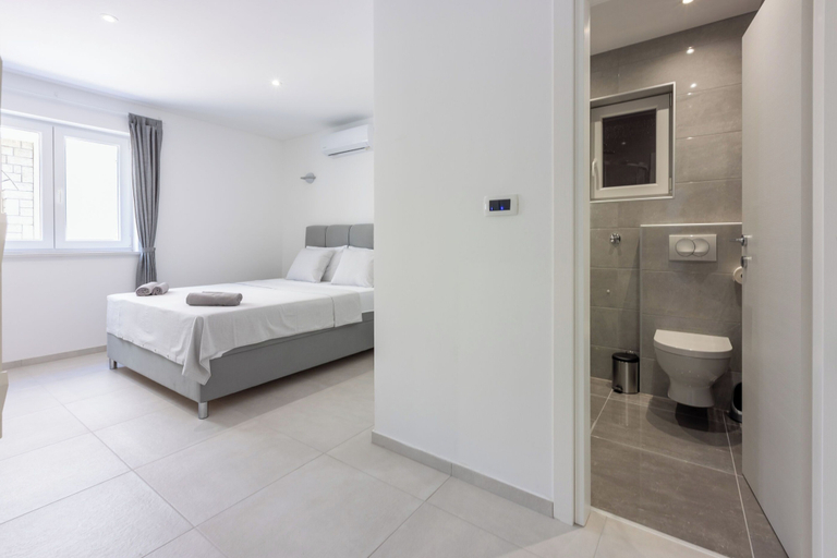 Bedroom 3, Apartments Rose, Crikvenica