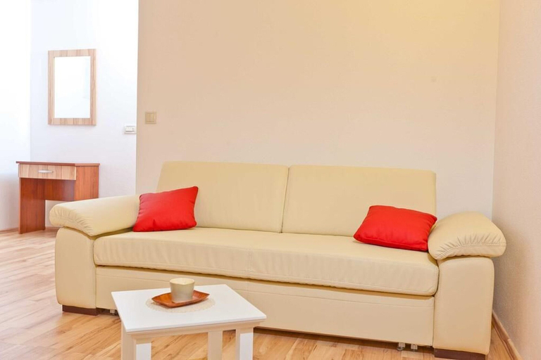 Others 4, Apartments Branka, Podgora