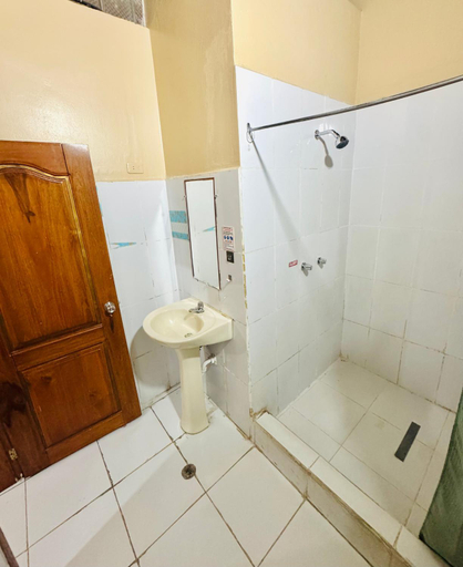 Bathroom 5, Travel Hotel Quito, Quito