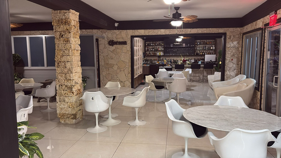 Dining 2, Rocamar Resort & Restaurant - All Inclusive