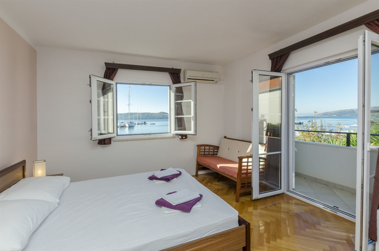 Bedroom 3, House Mia, Trogir