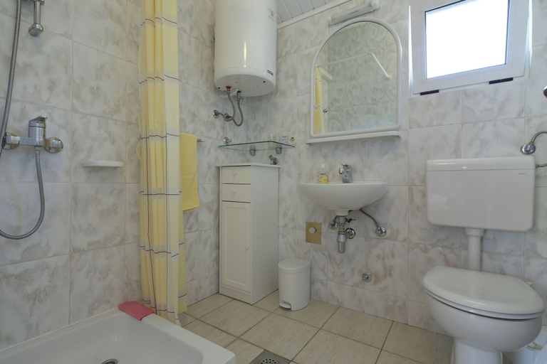 Bathroom, Apartment Martina, Jelsa