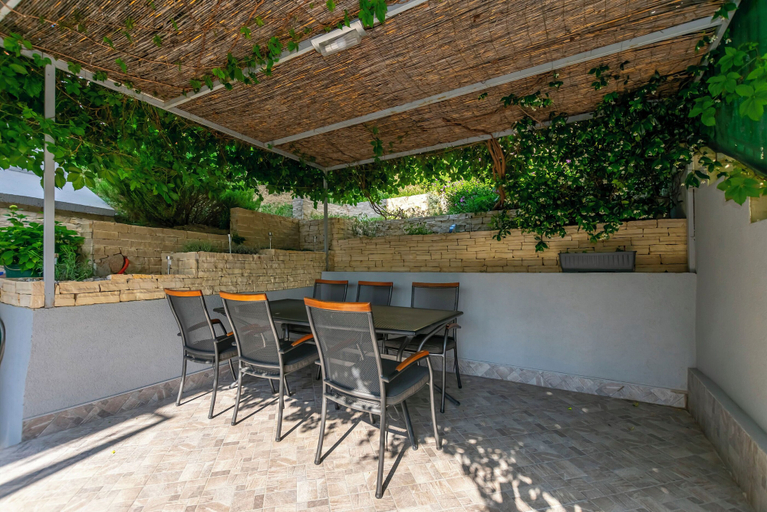 Terrace/patio 2, Apartment Green, Dugi Rat