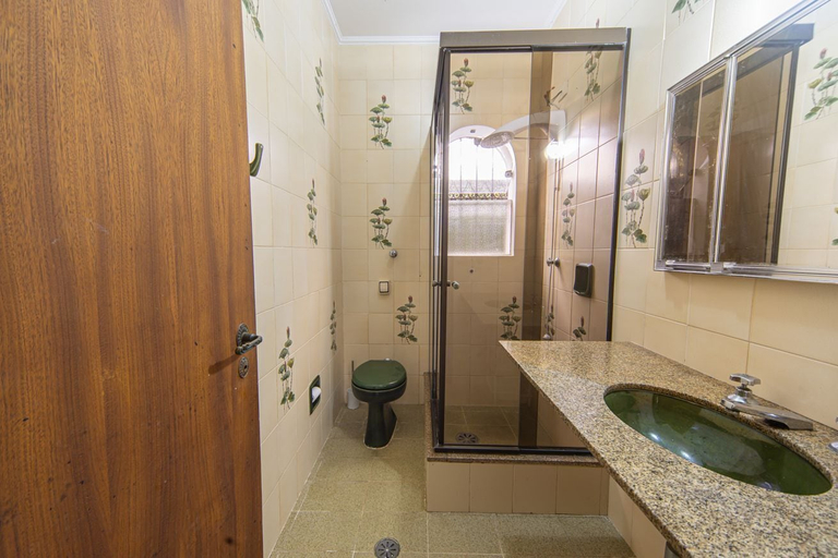 Room 4, Casa c Churrasqueira Perto da Praia de Pernambuco, Guarujá