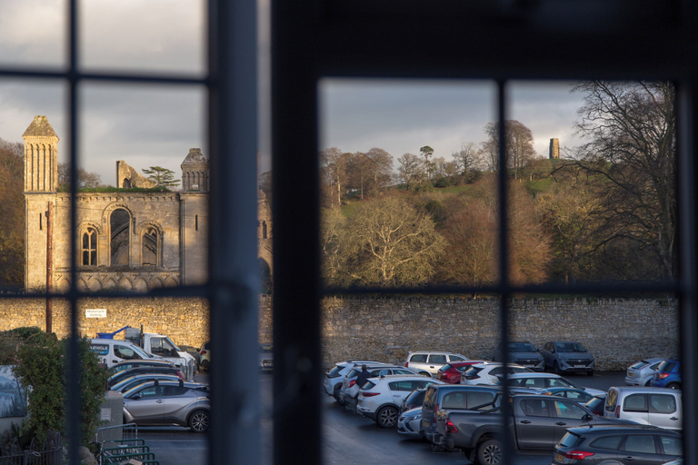 Others 5, Market House, Somerset