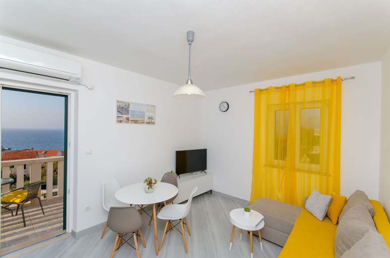 Others 4, Apartments Marina, Postira