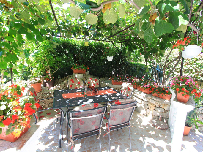 Food & Drinks, Apartment Colic, Crikvenica