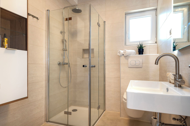 Bathroom 2, Apartment Dora Family Only, Vodice