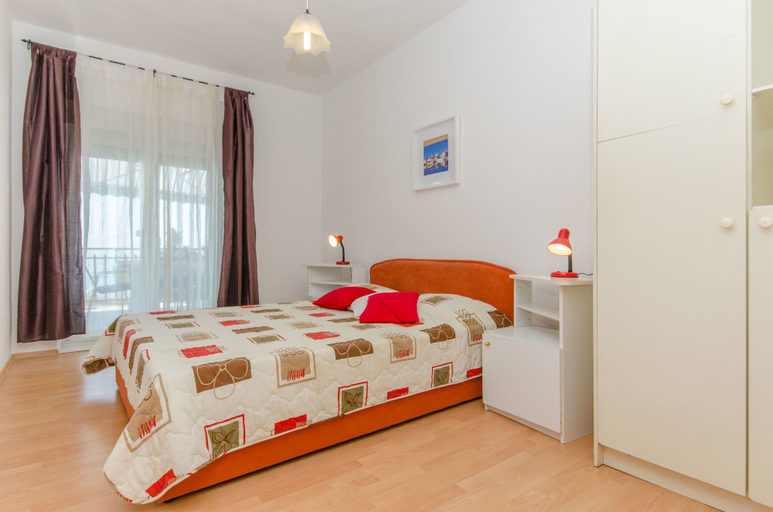 Bedroom 5, Apartments Bee Maja, Trogir