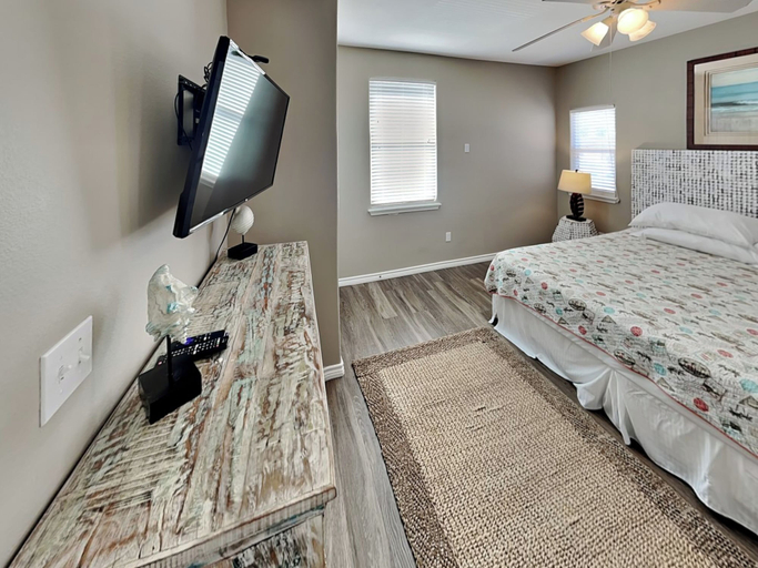 Bedroom 2, Hammonds Reef, Nueces