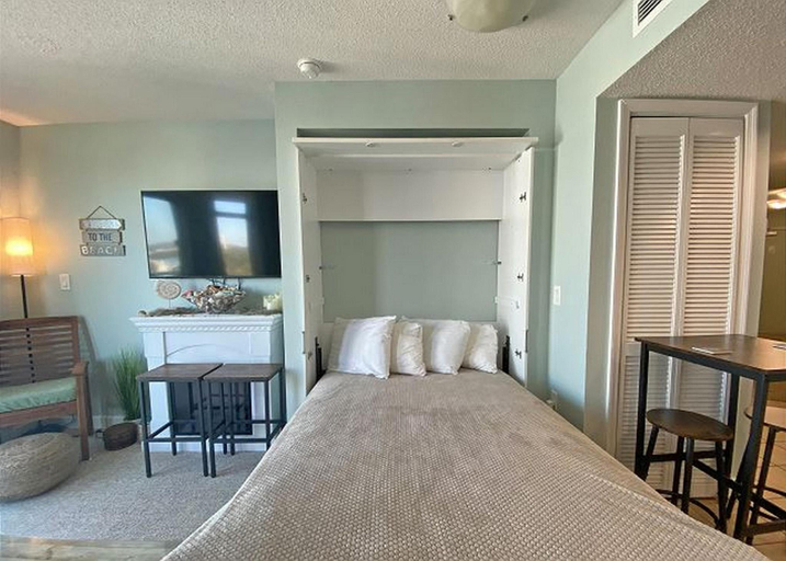 Bedroom 3, Holiday Sands South, Horry