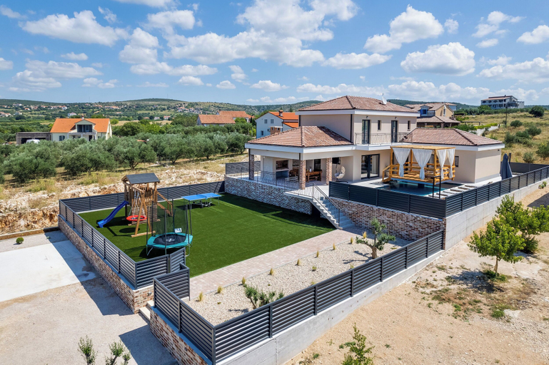 Parking 5, Villa A Lauda, Pakoštane