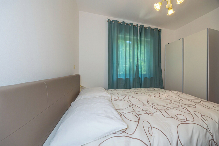 Bedroom 3, Apartments Jarmila, Crikvenica