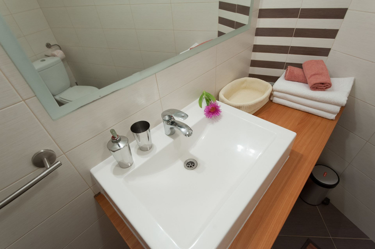 Bathroom 3, Apartments Ivan, Preko