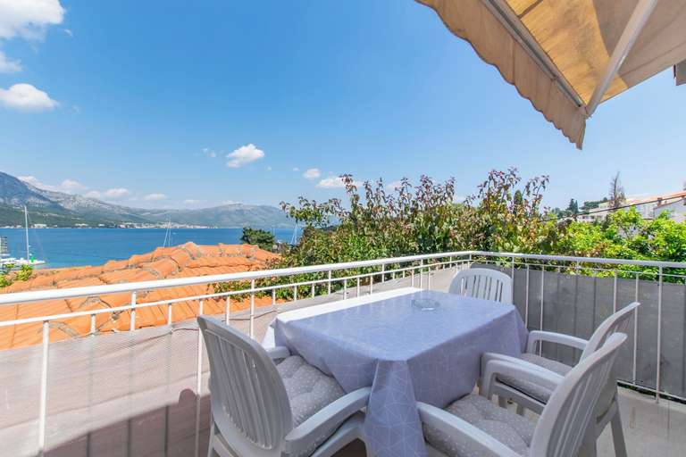 Outdoor dining 3, Apartment Vedro, Korčula