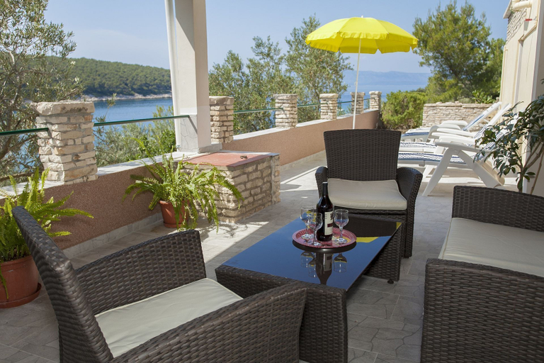 Terrace/patio 2, House Villa Bistrana, Vela Luka