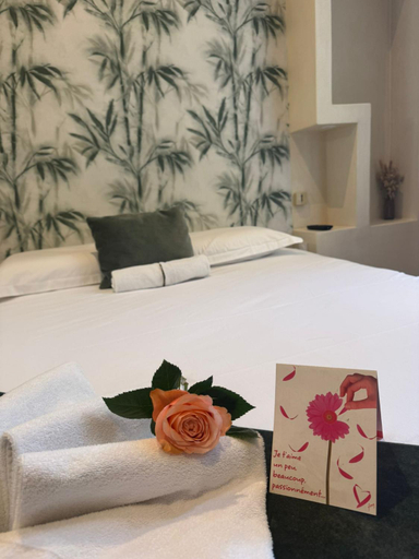 Bedroom 4, Hotel Abalone - Centre Gare, Gard