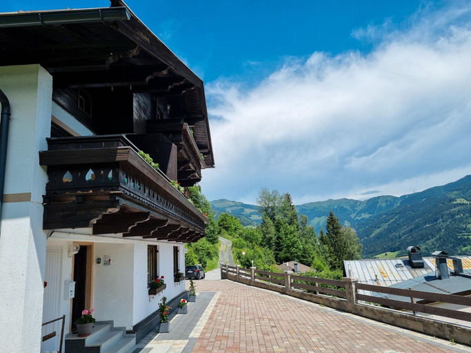 Room 2, Apartment Bauernhof Birkh fl - TOP 1, Zell am See