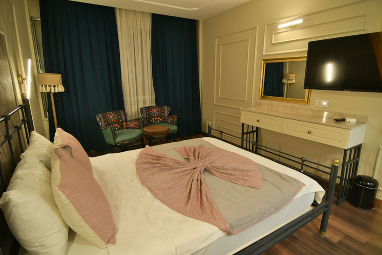 Bedroom 4, SUR PALACE HOTEL, Merkez