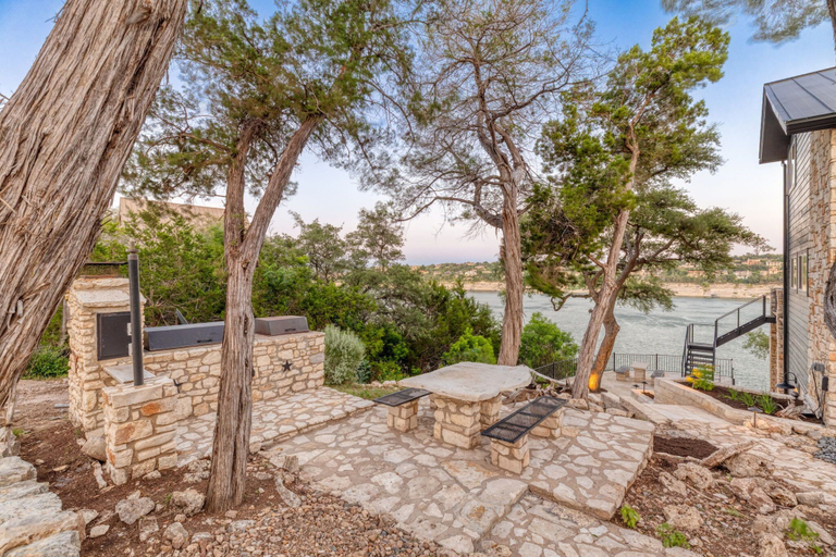 Exterior 5, Chasing Summer - Private Lakefront Luxury on Lake, Travis