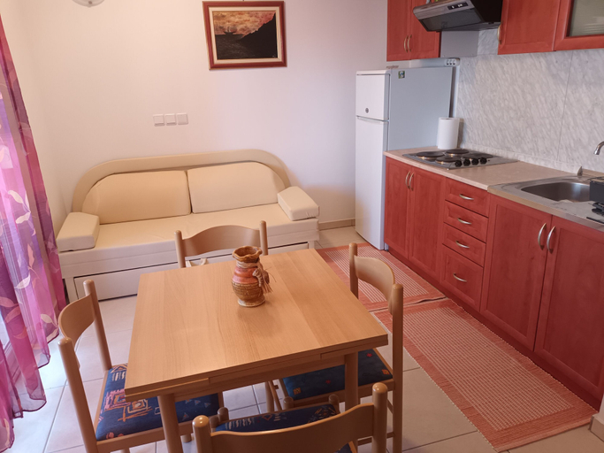 Others 5, Apartment Alice, Pakoštane
