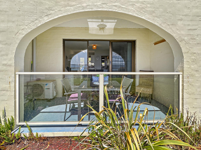 Exterior view 4, Beachside Apartment Overlooking Casey’s Beach, Eurobodalla