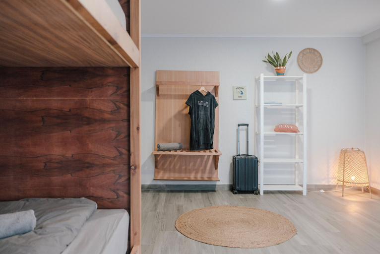 Room 5, SURFinn Lisbon, Almada