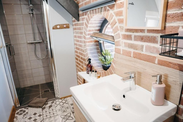 Bathroom 5, La Parenthese Avesnoise, Nord