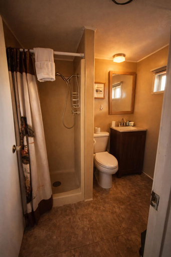 Bathroom 3, The Amoretti Hotel, Fremont
