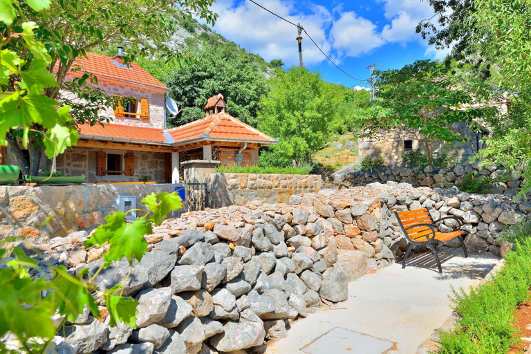 Others 2, House Martelina, Starigrad