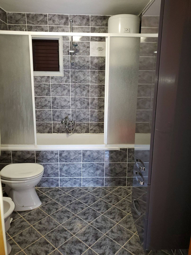 Bathroom 2, Apartment Ante, Korčula