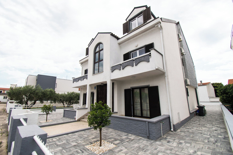Exterior & Views 2, Apartments Krunoslava, Vodice