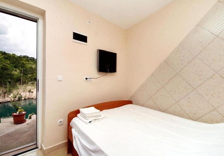 Room 4, House Bernardica, Vrbnik
