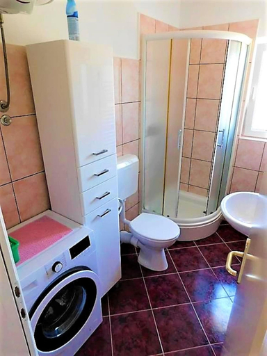 Bathroom 3, Apartments Huljev, Primošten
