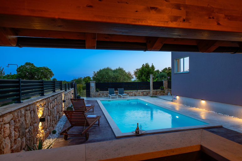Sport & Beauty 5, Villa Silente, Promina