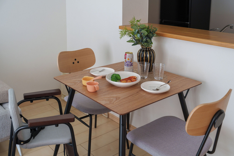 Dining 4, E-US NAEBO STATION 102, Sapporo