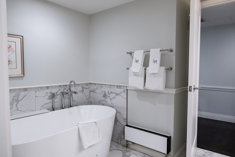 Bathroom 3, Langdon Hall Country House Hotel & Spa, Waterloo