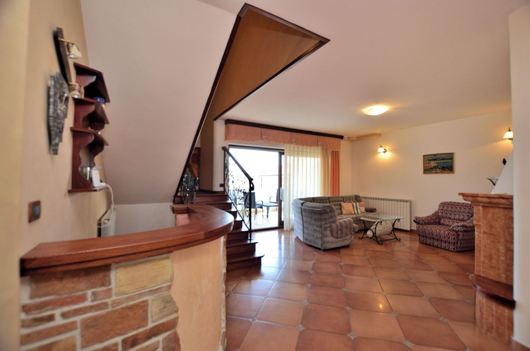 Others 5, Apartment Reno, Umag