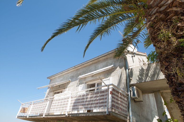 Exterior & Views 2, Apartments Mira Splitska, Supetar