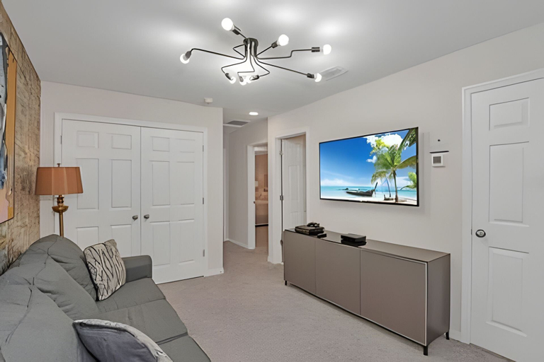 Living area 3, Luxury 5-bed Home With Private Splash Pool, Osceola