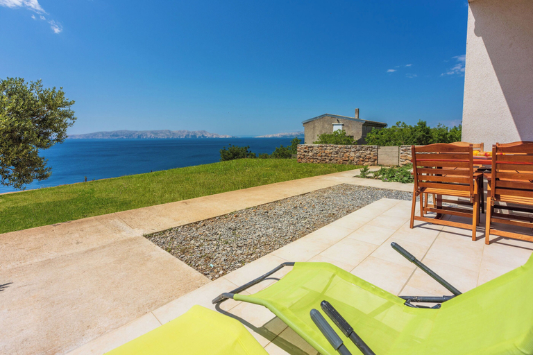 Water view 3, Apartments Marinko, Senj
