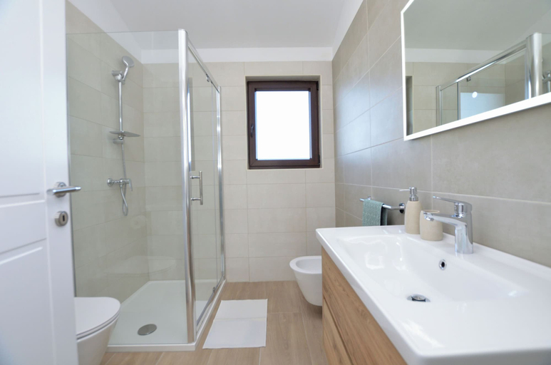 Bathroom 5, House Danci, Vižinada