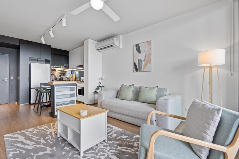 Separate living room 5, Bright 2-Bed Apartment in Bowen Hills, Bowen Hills