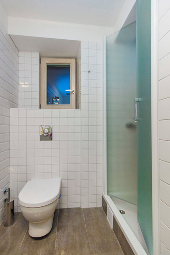Bathroom 5, House Stonehouse Popozo, Primošten