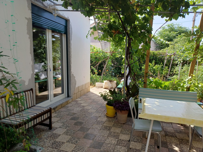 Terrace/patio 2, Apartment Nina, Lopar/Supetarska Draga