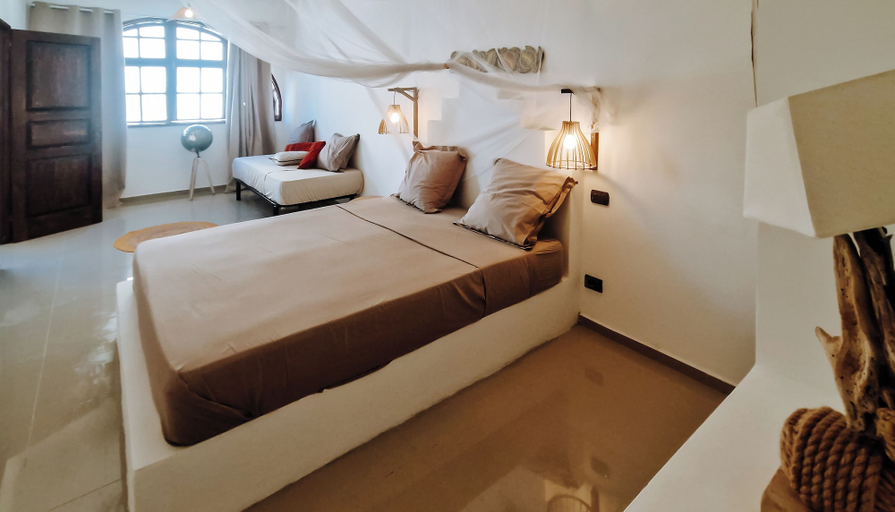 Room 4, Casa Cesaria Guest House