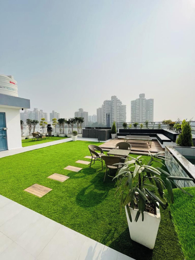 Exterior 3, Skyline Retreat by Housiify, Gurgaon